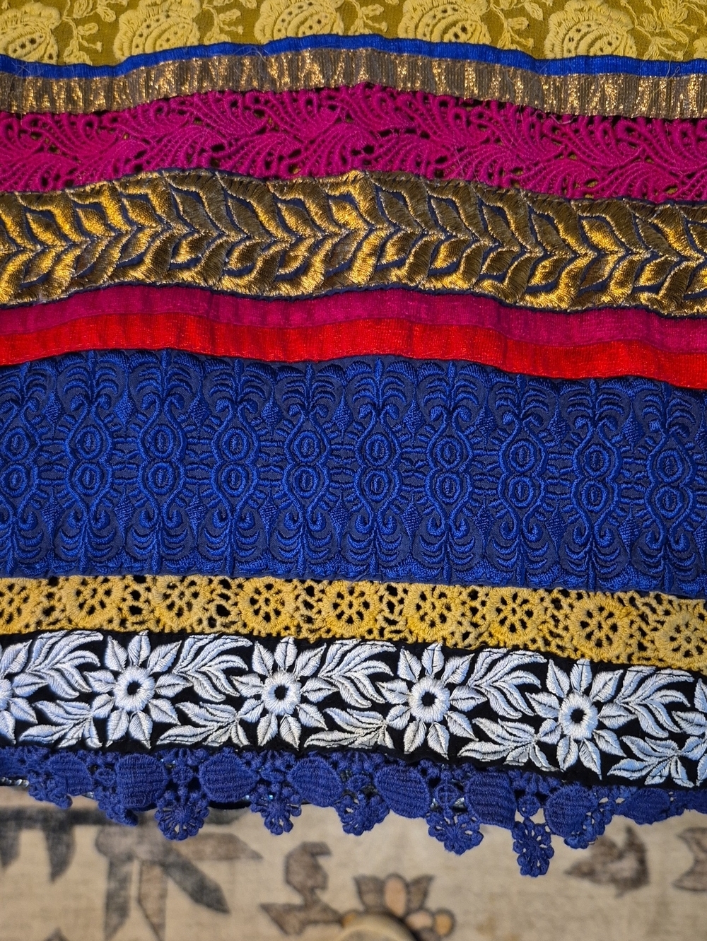 Conga Embroidered - Picture 9 of 15